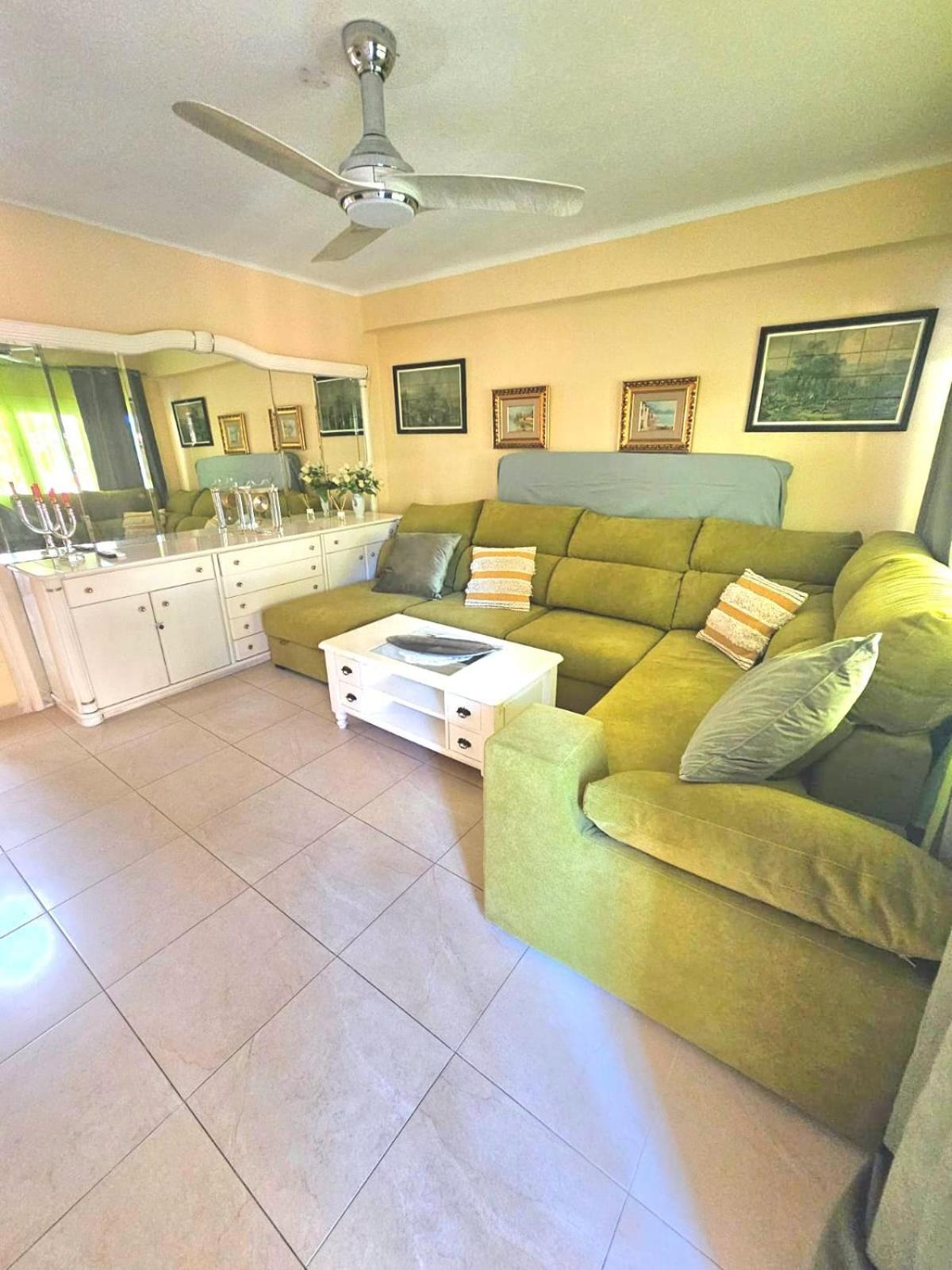 Super Terrace Levante Front Line Apartment Los Ranchos Self Check-In, Free Parking เบนิดอร์ม ภายนอก รูปภาพ
