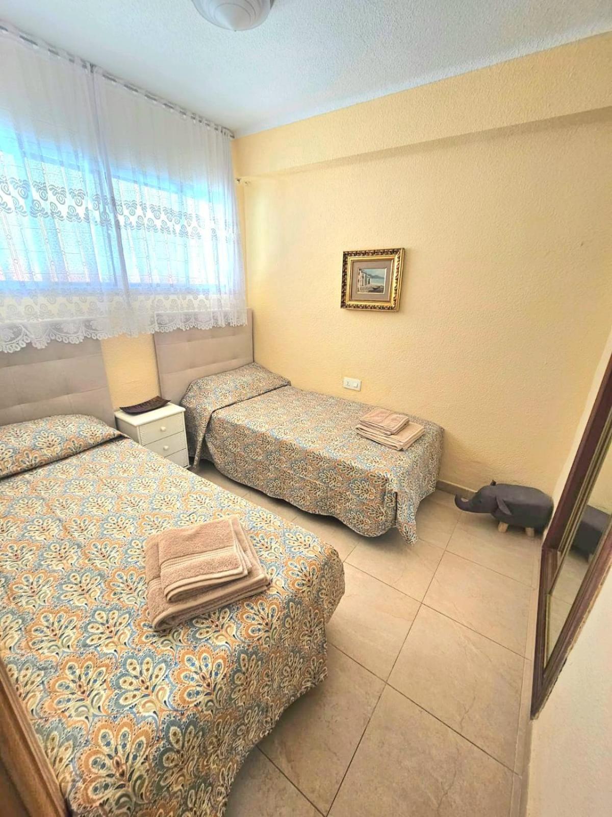 Super Terrace Levante Front Line Apartment Los Ranchos Self Check-In, Free Parking เบนิดอร์ม ภายนอก รูปภาพ